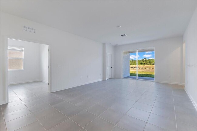 Foto del edificio - 3257 Addison Blvd