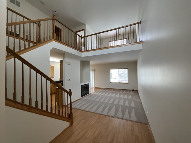 Building Photo - 337 N Patriot Dr