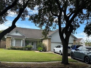 Building Photo - 3118 Lakefield Way