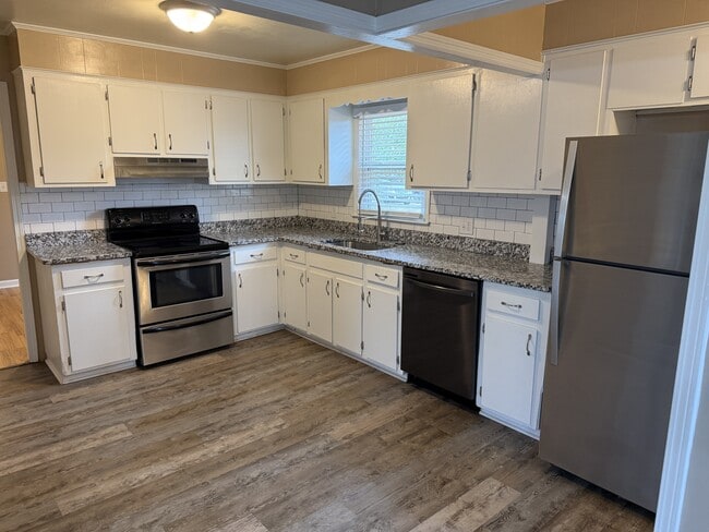 Building Photo - 119 Buckboard Dr