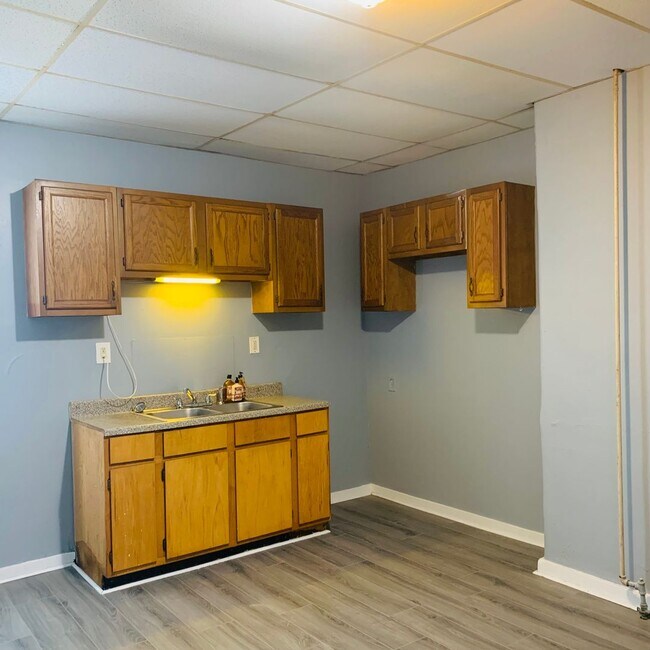 Foto del edificio - Beautifully Updated 2 Bedroom, 1 Bathroom Home