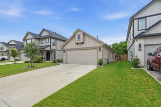 Building Photo - 2742 Oakleaf Ash Ln