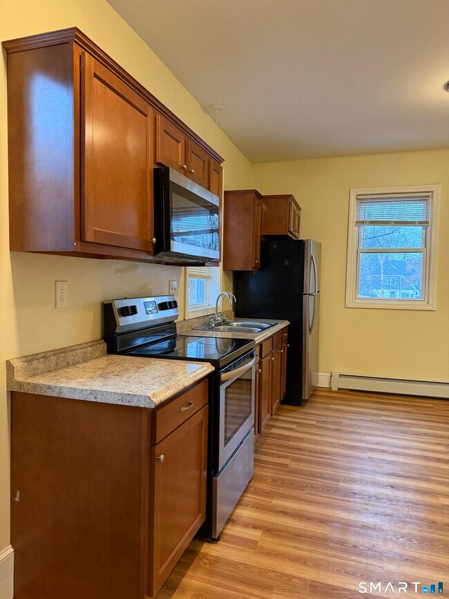 Foto del edificio - 181 Sisson Ave