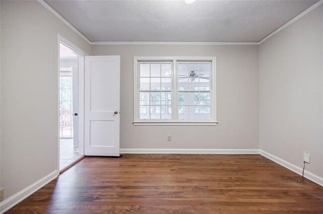Foto del edificio - 1716 Beacon Hill Blvd NE