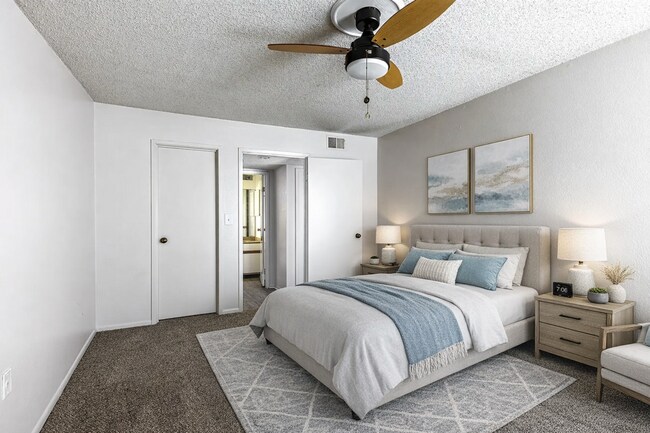 Foto del edificio - Falcon Point Apartments