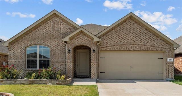 Building Photo - 1215 Cres View Dr