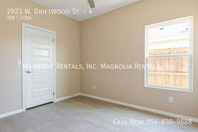 Foto del edificio - 2923 W Driftwood St