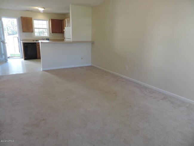 Foto del edificio - 114 Fairview Ln
