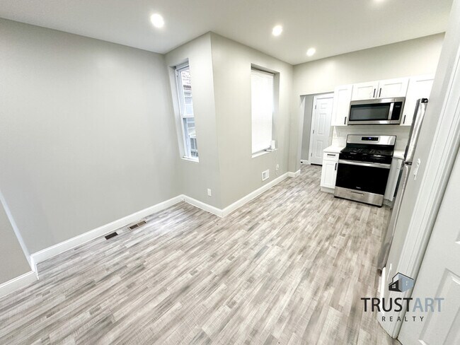 Foto del edificio - 3 Bedroom house near Parkland in Philadelp...