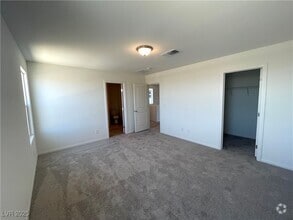 Building Photo - 8694 Glen Echo Ave