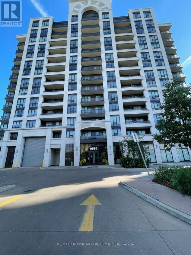 Primary Photo - 9582-9582 Markham Rd