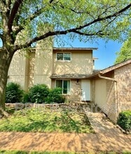Building Photo - 9610 Hefner Village Blvd