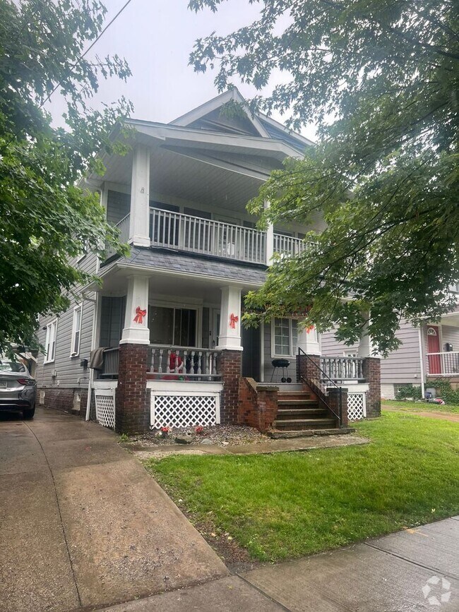Building Photo - 2305 Tate Ave