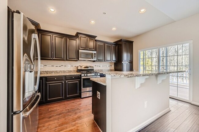 Foto del edificio - 1032 Pultney Lane, Glen Burnie, MD, 21060