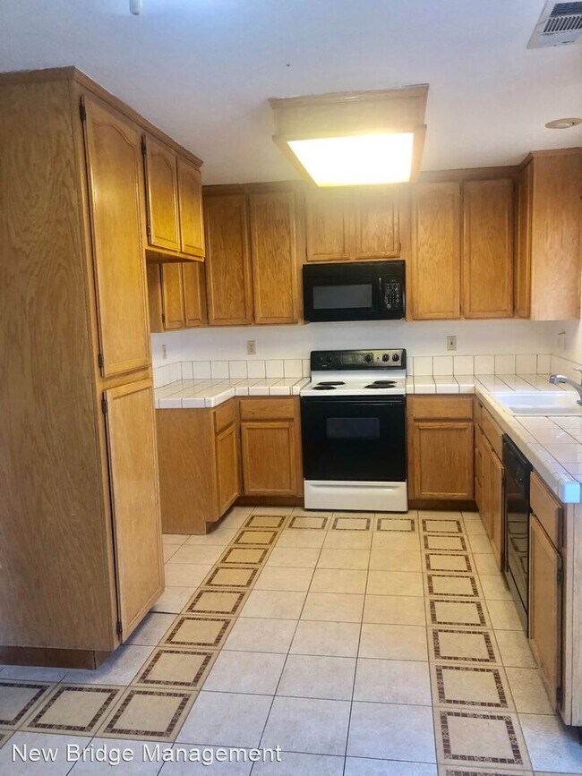 Building Photo - 3 br, 2 bath House - 3452 Gerald Court