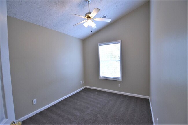 Building Photo - 1102 Britley Park Ln