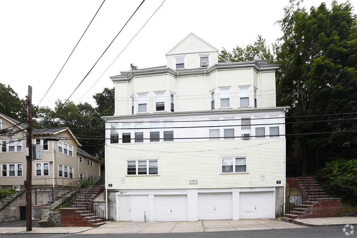 Foto del edificio - 38-40 Ridgemont St