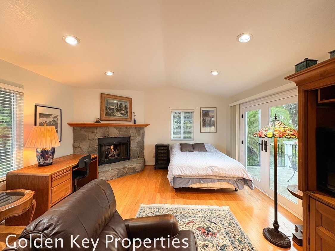 Primary Photo - Welcome to this spacious granny flat locat...