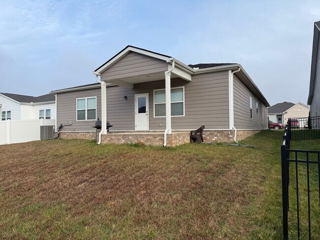 Foto del edificio - 3717 Clementine Ln