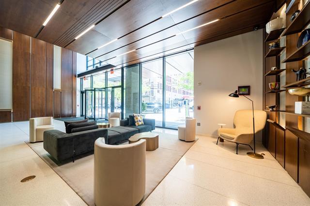 Lobby - 160 1st St