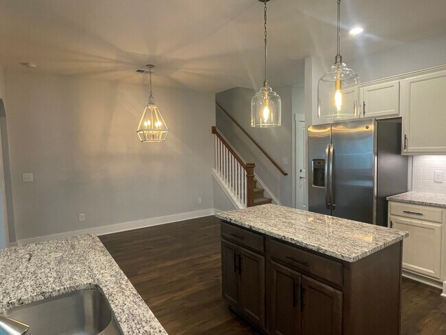 Building Photo - 5100 Gracious Drive