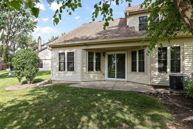 Building Photo - 728 Brandon Pl