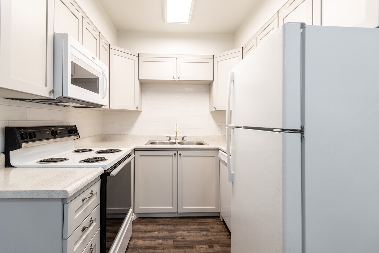 Foto principal - 275 C St