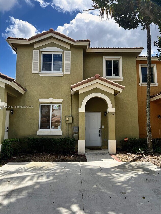 Foto del edificio - 1552 SW 2nd St