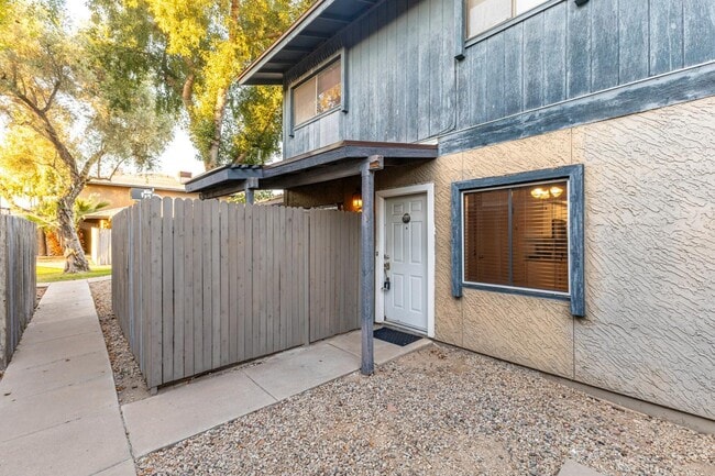 Foto del edificio - 286 W Palomino Dr