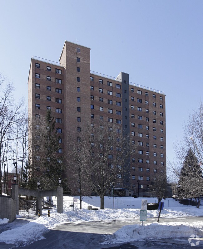 Building Photo - Lincoln Square Homes