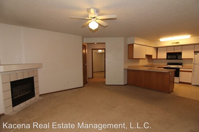 Building Photo - 1047 Westside Dr
