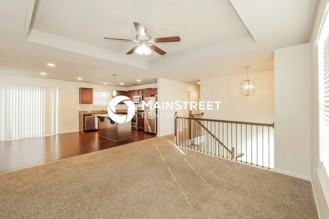 Foto del edificio - 3 Bedroom Pet-Friendly Home in RAYMORE, MO with Main Street Renewal