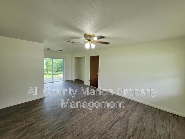 Foto del edificio - 3095 SE 49th Pl