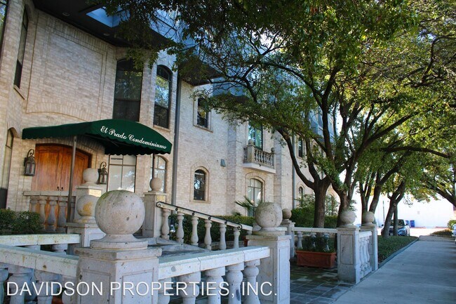Foto del edificio - 2 br, 2 bath House - 100 El Prado #201