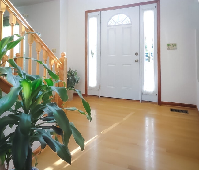 Foto del edificio - 6136 Brigids Close Dr