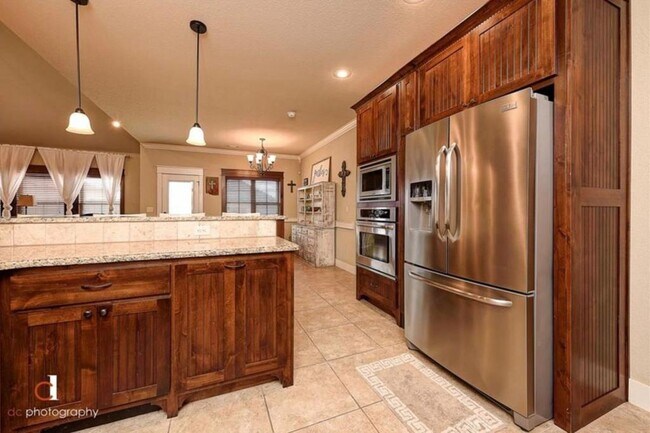 Foto del edificio - 3600 SW Willowbrook Rd