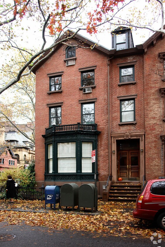 Primary Photo - 116 Joralemon St