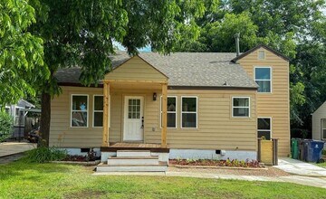 Building Photo - 1212 NW 48th St