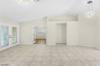 Building Photo - 5215 SW 16th Pl