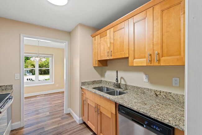Foto del edificio - Adorable 2 Bedroom Townhome in NE Raleigh!