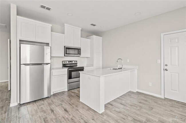 Foto del edificio - 11 Shavano Dr