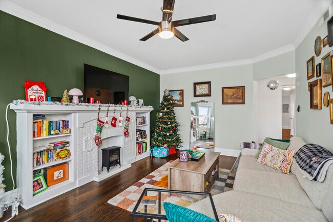 Foto del edificio - 4315 N Troy St