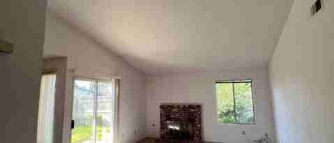 Building Photo - 2417 S Meadowbrook Ct