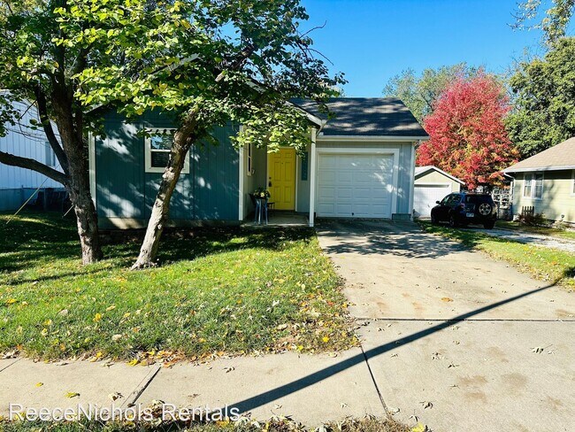 Foto del edificio - 3 br, 2 bath House - 7932 Newton St