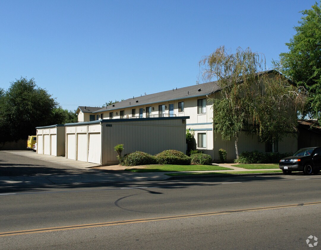 Foto principal - 4303 N Emerson Ave