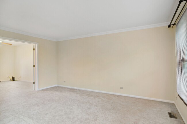 Foto del edificio - 1709 Edgewood Dr