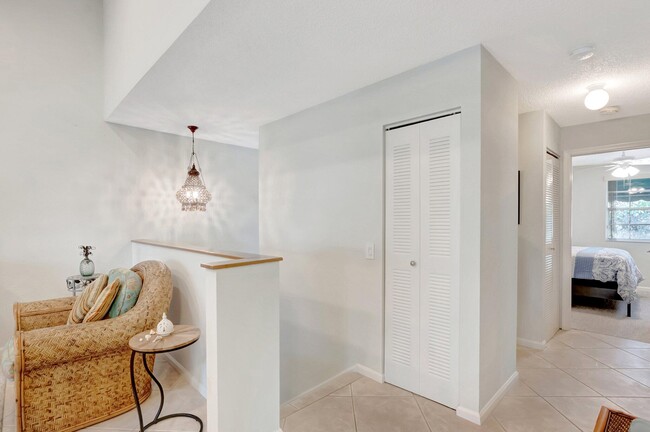 Building Photo - 6488 Via Regina