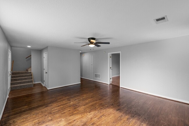 Foto del edificio - 206 S Cleveland St