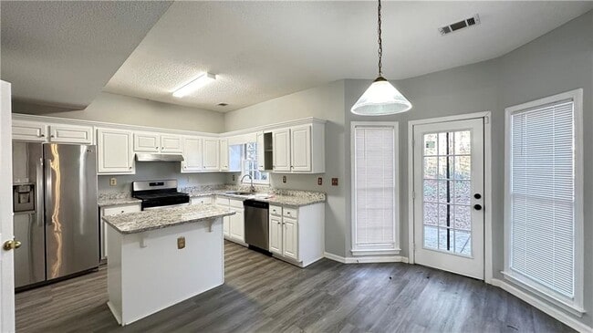 Building Photo - 4982 Anclote Dr