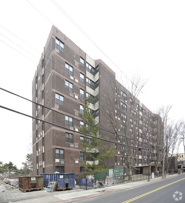 Madison House Apartments in White Plains, NY